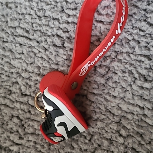 3d key chain nike sneaker - Picture 3 of 3